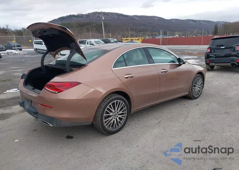 2021 Mercedes-Benz Cla 250 4Matic z USA, uszkodzony, nr VIN W1K5J4HB1MN215403